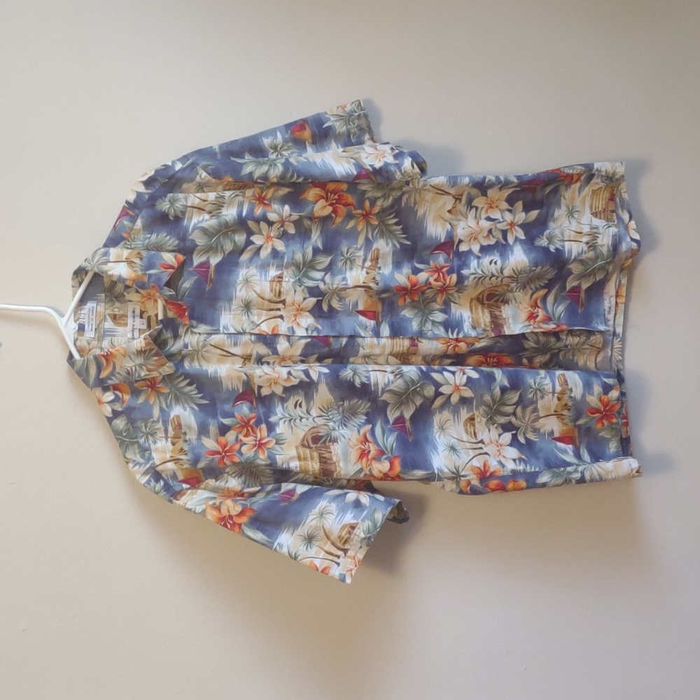 Pierre Cardin tropical shirt Size L